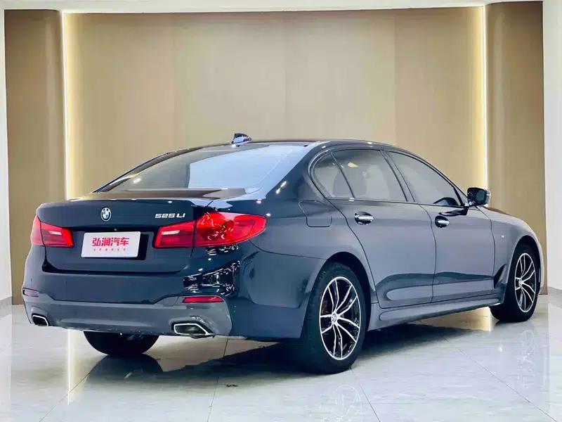 2018 BMW 5 Series 525Li M Sport Package — миниатюра 4