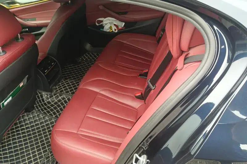 2018 BMW 5 Series 530Li xDrive M Sport Package — миниатюра 16