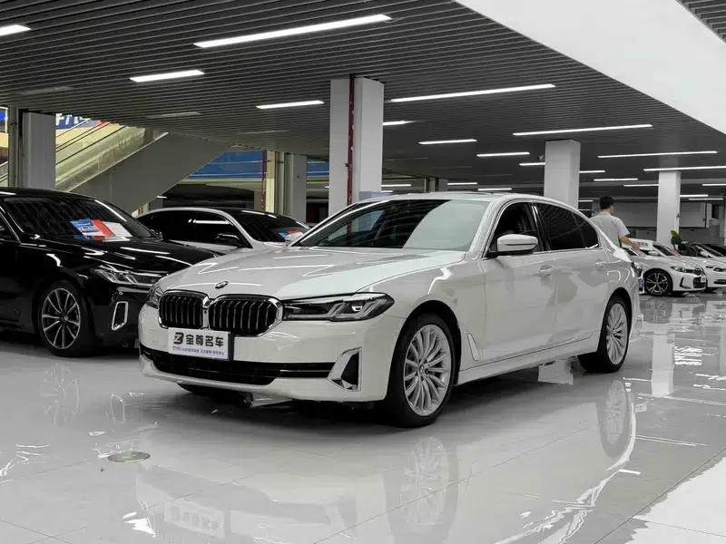 BMW 5 Series 2022 Facelift 530Li Luxury Package — миниатюра 1