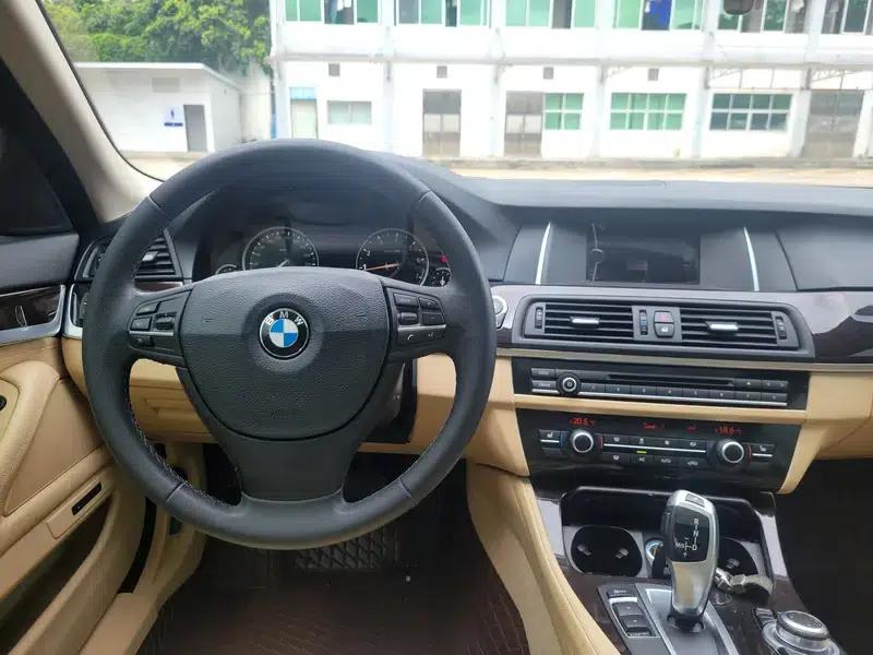 BMW 5 Series 2013 525Li Leading Edition — миниатюра 18
