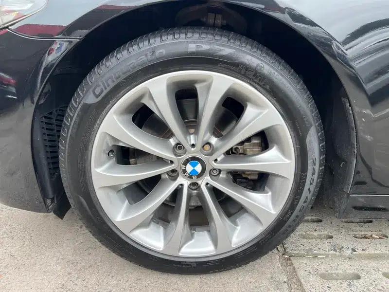 2017 BMW 5 Series 525Li Luxury Design Package — миниатюра 7