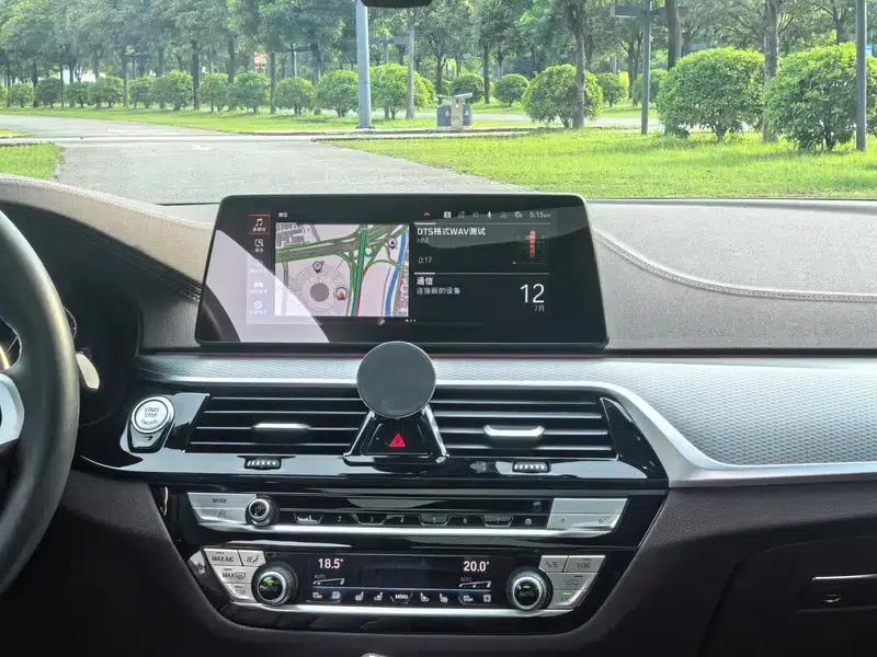 2020 BMW 5 Series 530Li Executive M Sport Package — миниатюра 14