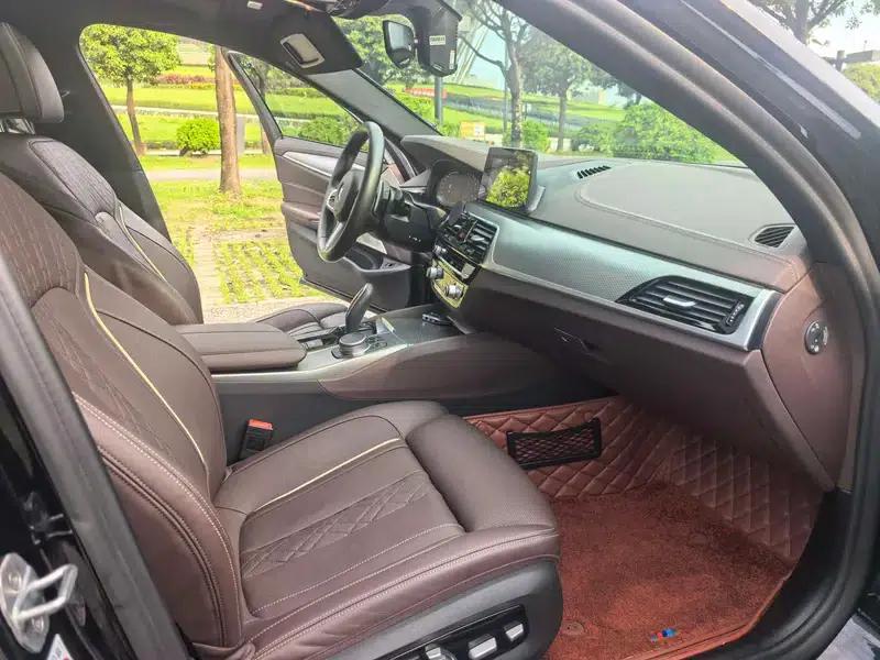 2020 BMW 5 Series 530Li Executive M Sport Package — миниатюра 22