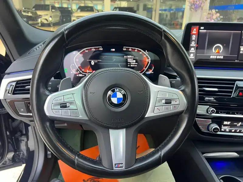 2023 BMW 5 Series 530Li Luxury M Sport Package — миниатюра 16