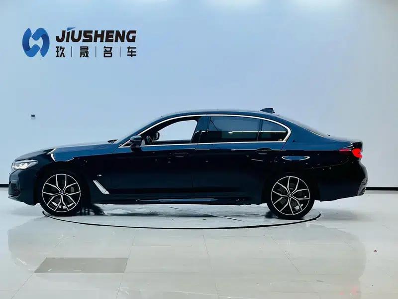 2023 BMW 5 Series 530Li Luxury M Sport Package — миниатюра 3