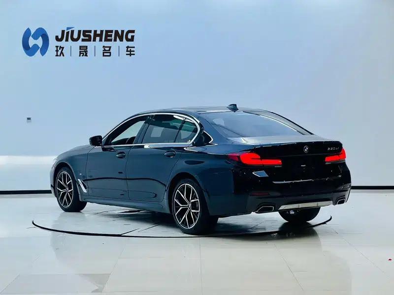 2023 BMW 5 Series 530Li Luxury M Sport Package — миниатюра 4