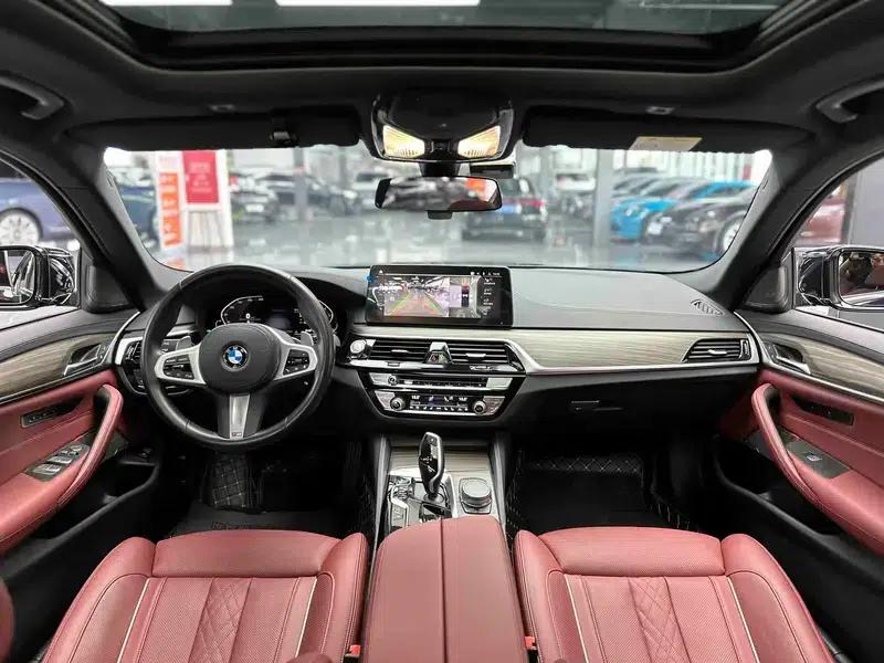 2022 BMW 5 Series, third facelift, 530Li Luxury M Sport Package — миниатюра 8