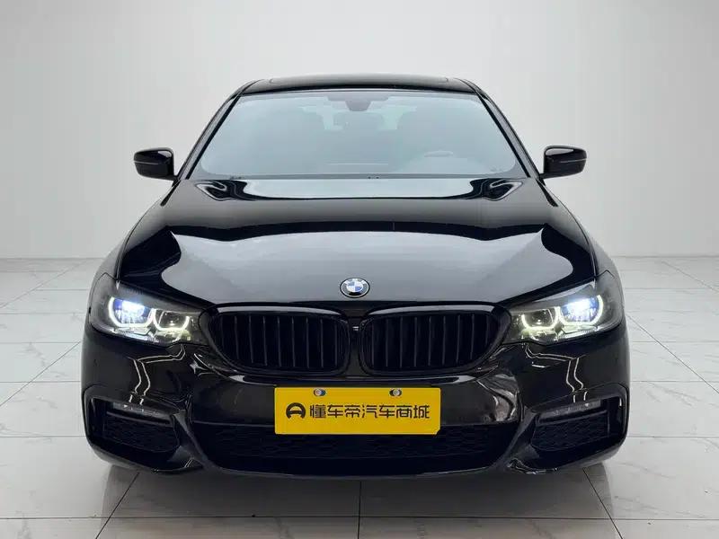 2019 BMW 5 Series 525Li M Sport Package — миниатюра 2