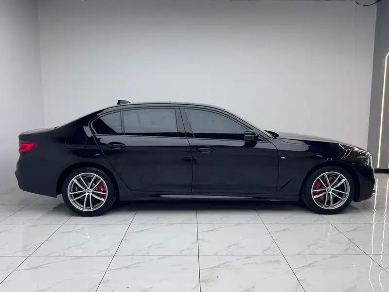 2019 BMW 5 Series 525Li M Sport Package — миниатюра 8
