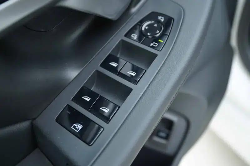 2024 BMW 5 Series 530Li Leading Luxury Package — миниатюра 20