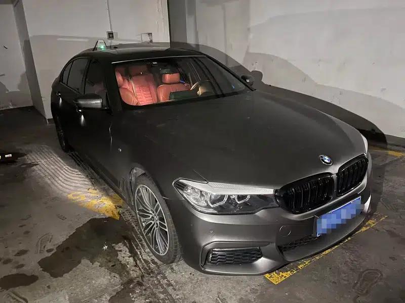 2018 BMW 5 Series Facelift 530Li Leading Edition M Sport Package — миниатюра 3