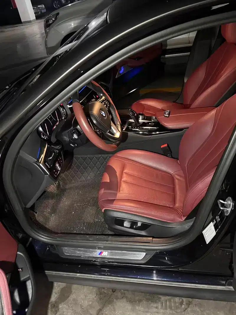 2018 BMW 5 Series Facelift 530Li Leading Edition M Sport Package — миниатюра 7