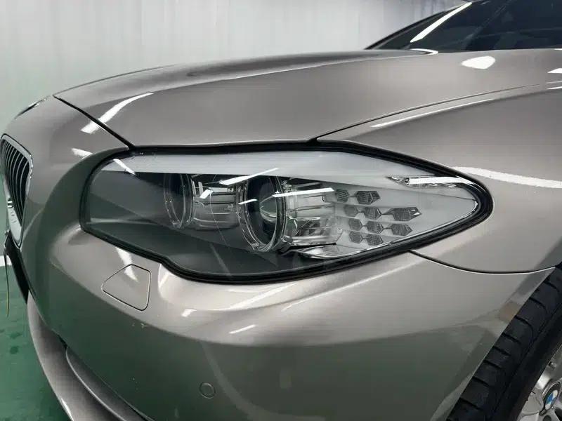 BMW 5 Series 2013 520Li Elegant Edition — миниатюра 12