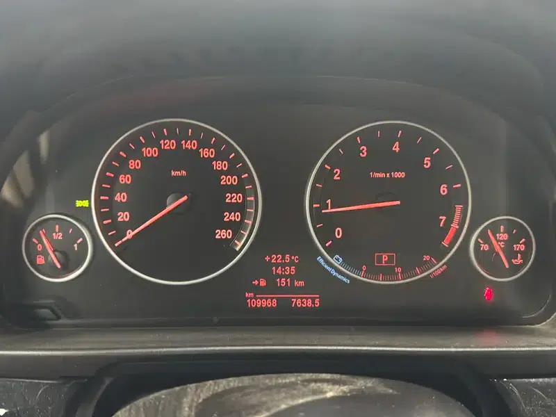 BMW 5 Series 2013 520Li Elegant Edition — миниатюра 15
