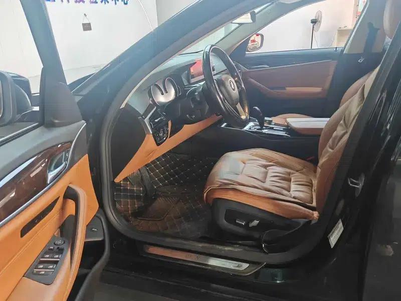 BMW 5 Series 2018 528Li Launch Special Edition — миниатюра 7