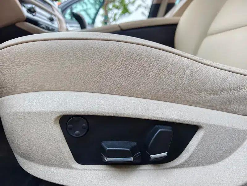 BMW 5 Series 2011 535Li Luxury — миниатюра 16