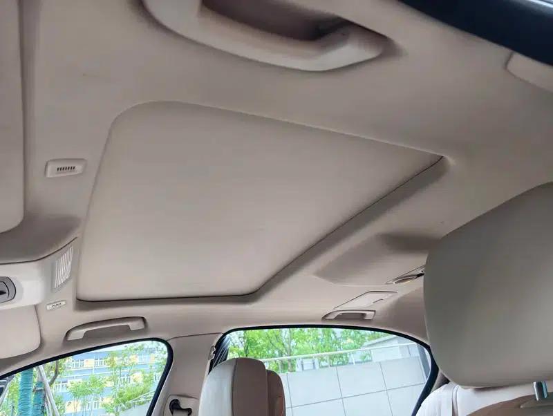 BMW 5 Series 2011 535Li Luxury — миниатюра 19