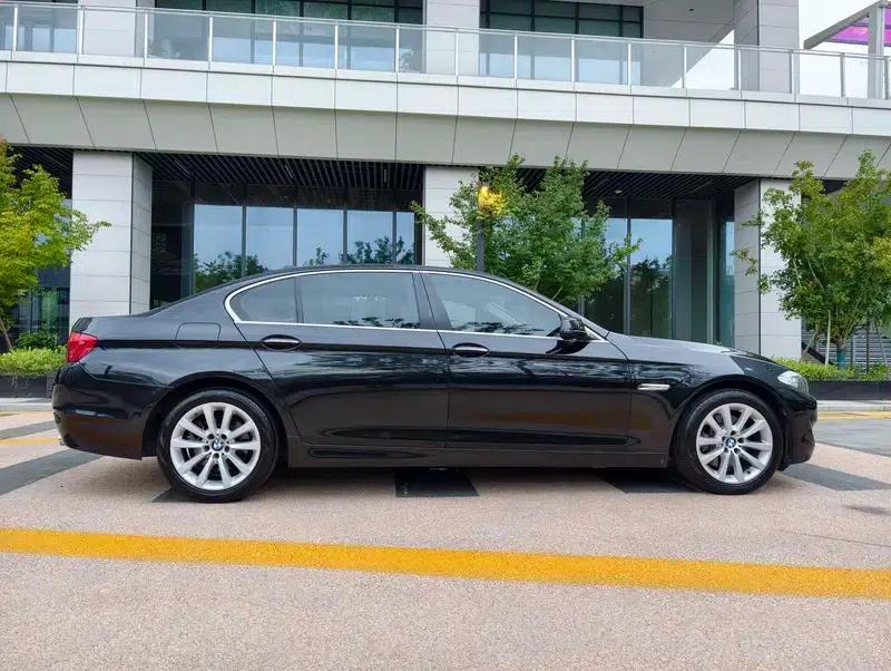 BMW 5 Series 2011 535Li Luxury — миниатюра 6
