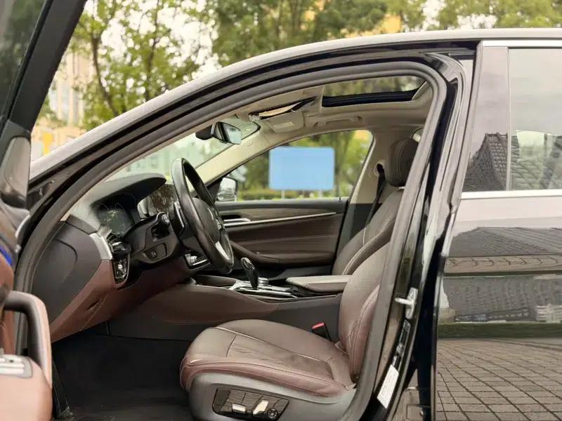 BMW 5 Series 2019 Facelift 530Li Luxury Package — миниатюра 11