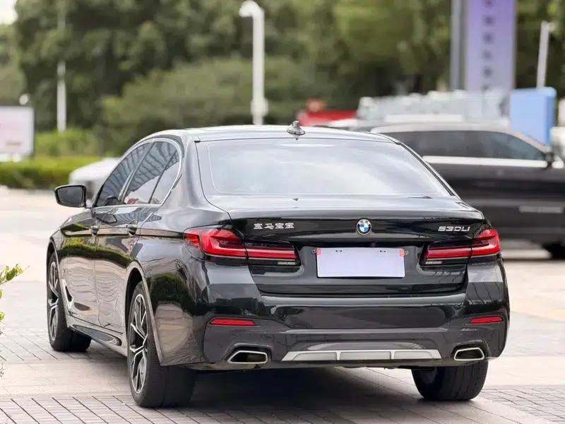 2023 BMW 5 Series 530Li Luxury M Sport Package — миниатюра 4
