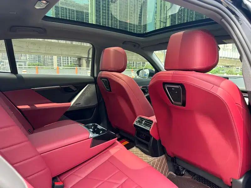 2024 BMW 5 Series 530Li Leading Edition M Sport Package — миниатюра 15