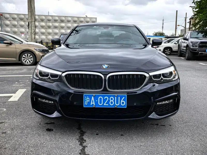 2018 BMW 5 Series Facelift 530Li Leading Edition M Sport Package — миниатюра 2