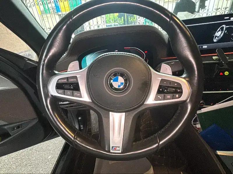 2021 BMW 5 Series 530Li Leading Edition M Sport Package — миниатюра 11