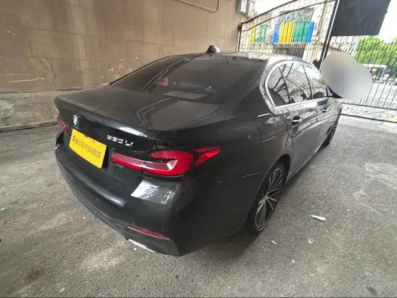 2021 BMW 5 Series 530Li Leading Edition M Sport Package — миниатюра 4
