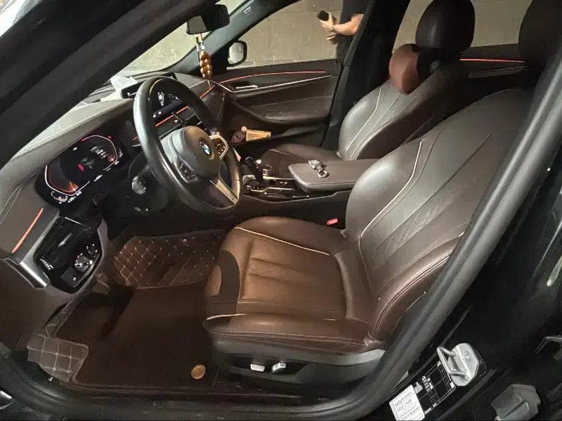 2021 BMW 5 Series 530Li Leading Edition M Sport Package — миниатюра 7