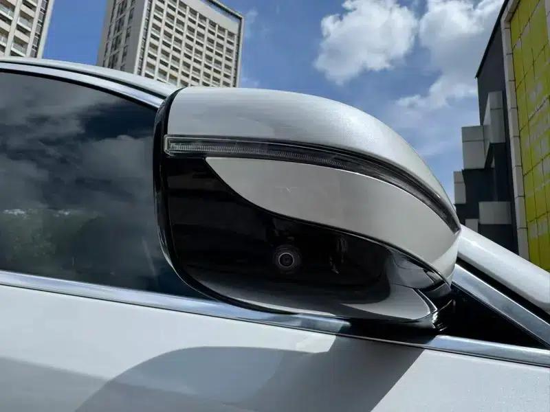 BMW 5 Series 2018 530Li Luxury Package — миниатюра 14