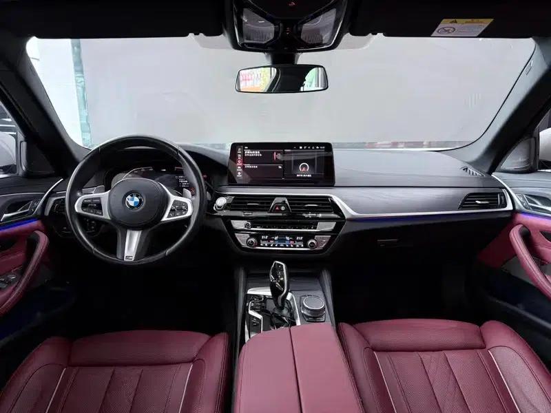 2023 BMW 5 Series 530Li Luxury M Sport Package — миниатюра 8