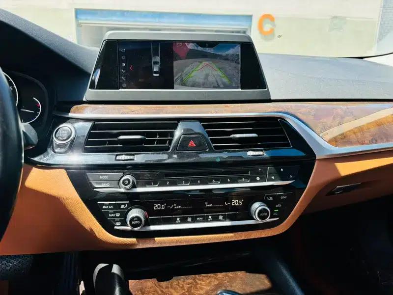 BMW 5 Series 2018 528Li Launch Special Edition — миниатюра 11