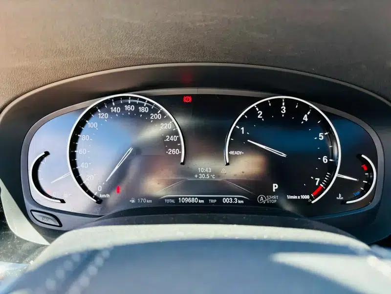 BMW 5 Series 2018 528Li Launch Special Edition — миниатюра 12