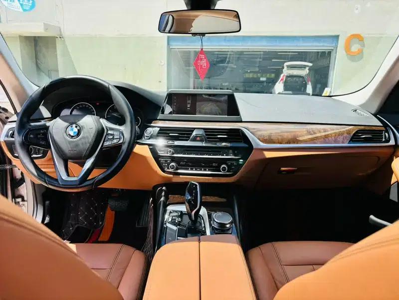 BMW 5 Series 2018 528Li Launch Special Edition — миниатюра 10