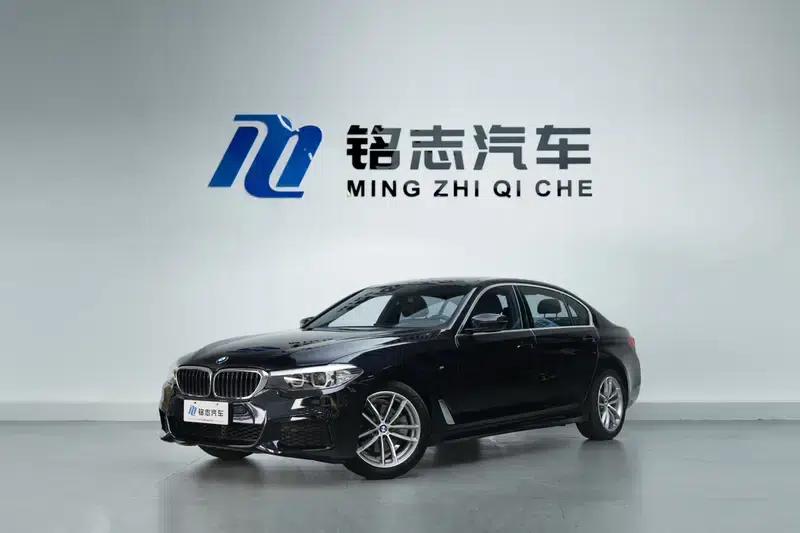 2020 BMW 5 Series 525Li M Sport Package — миниатюра 1