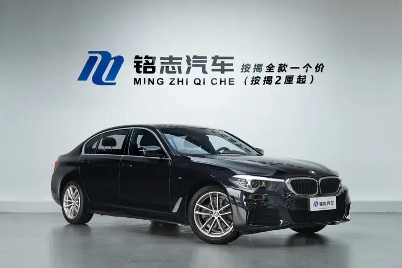 2020 BMW 5 Series 525Li M Sport Package — миниатюра 3