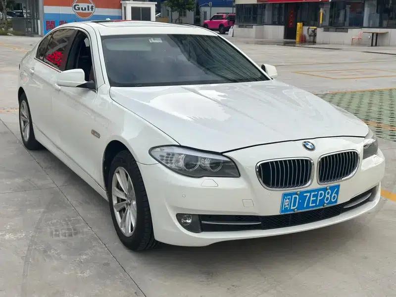 BMW 5 Series 2013 525Li Leading Edition — миниатюра 3