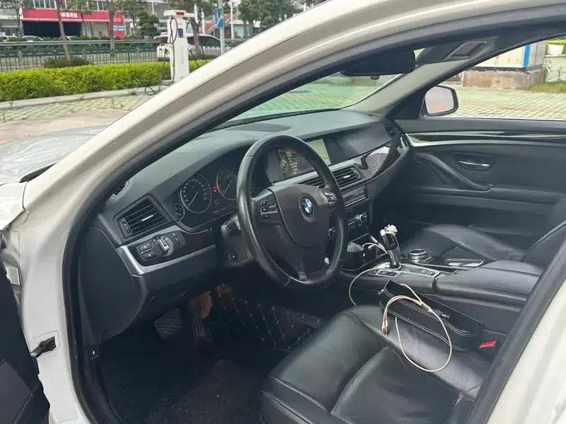 BMW 5 Series 2013 525Li Leading Edition — миниатюра 8
