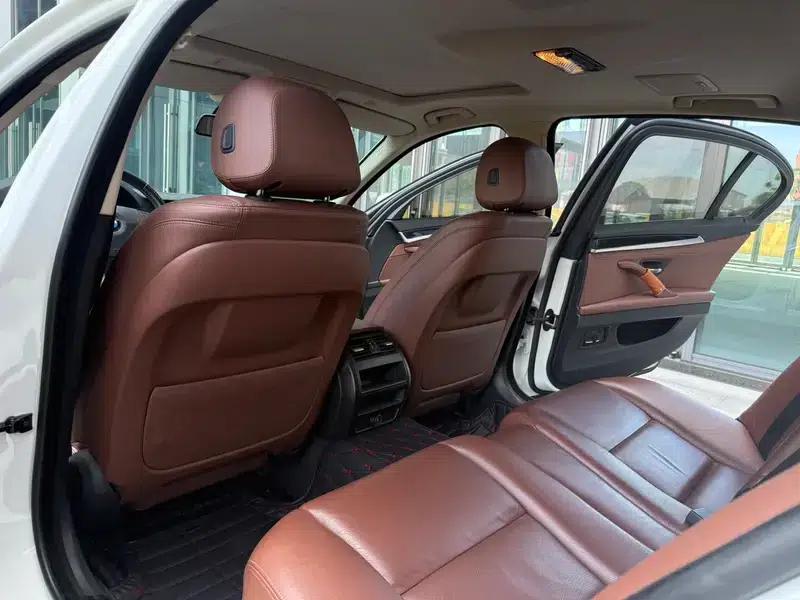 2014 BMW 5 Series 520Li Elegant Edition — миниатюра 10