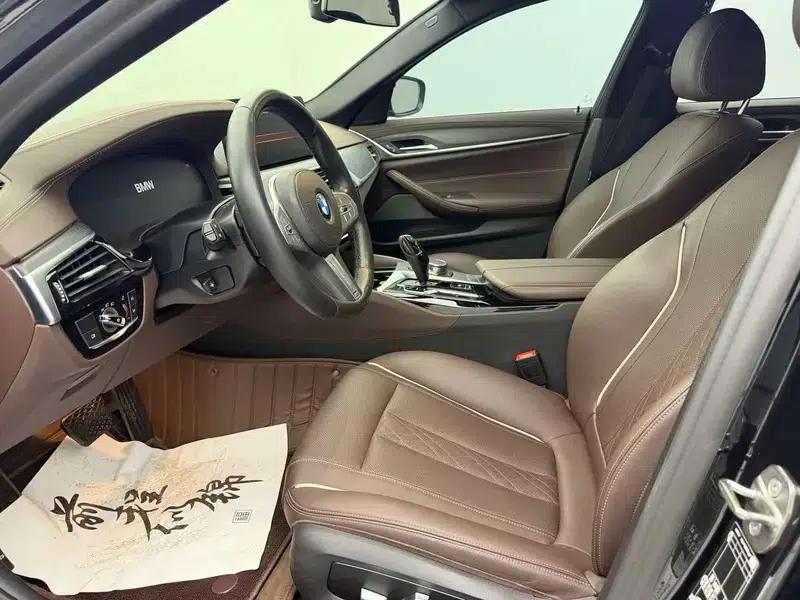 2023 BMW 5 Series 530Li Leading Luxury Package — миниатюра 11