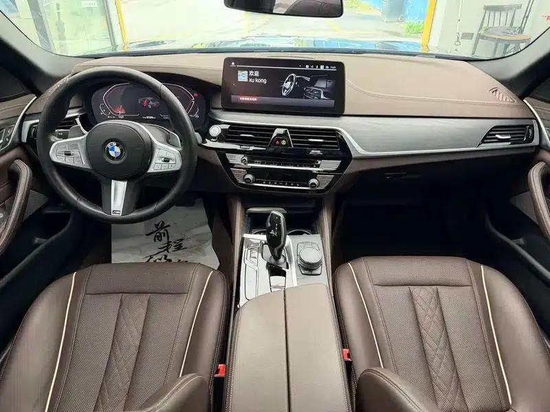 2023 BMW 5 Series 530Li Leading Luxury Package — миниатюра 8
