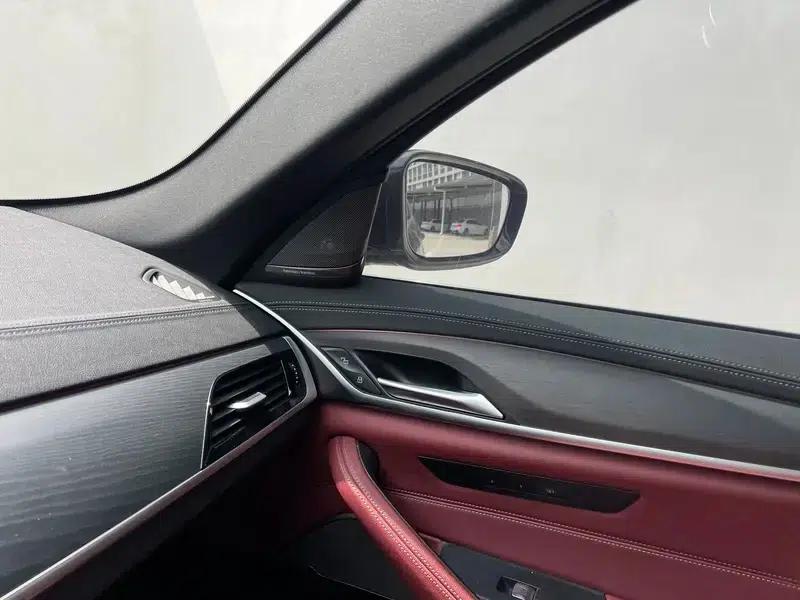 2022 BMW 5 Series Facelift 530Li Luxury M Sport Package — миниатюра 11