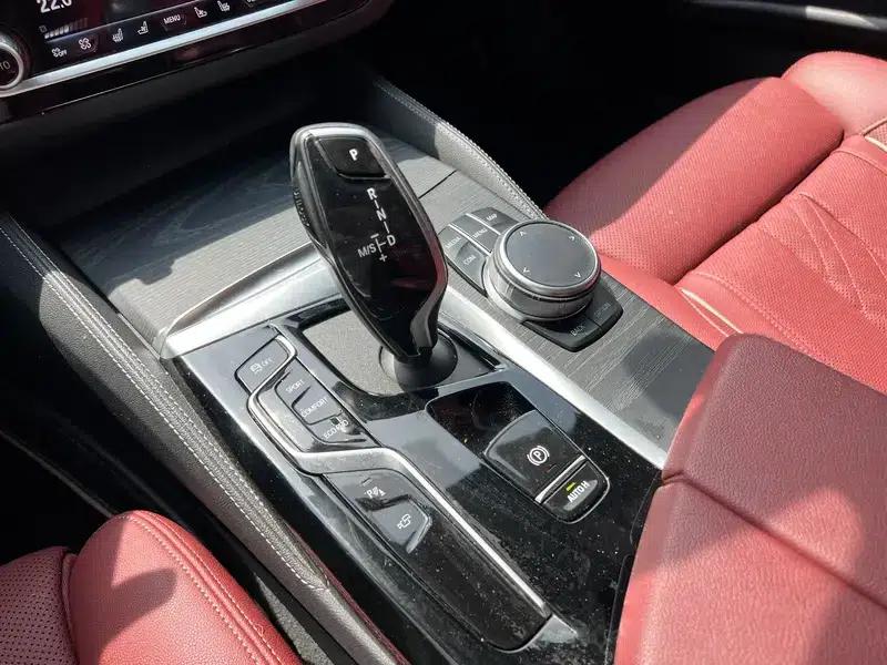 2022 BMW 5 Series Facelift 530Li Luxury M Sport Package — миниатюра 15