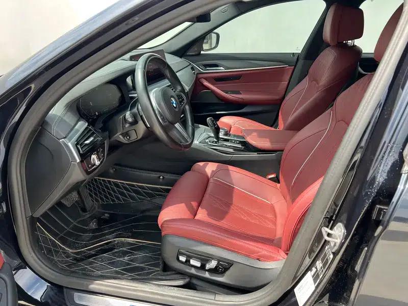 2022 BMW 5 Series Facelift 530Li Luxury M Sport Package — миниатюра 16