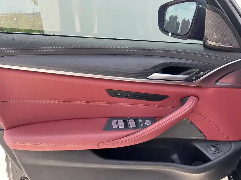 2022 BMW 5 Series Facelift 530Li Luxury M Sport Package — миниатюра 9
