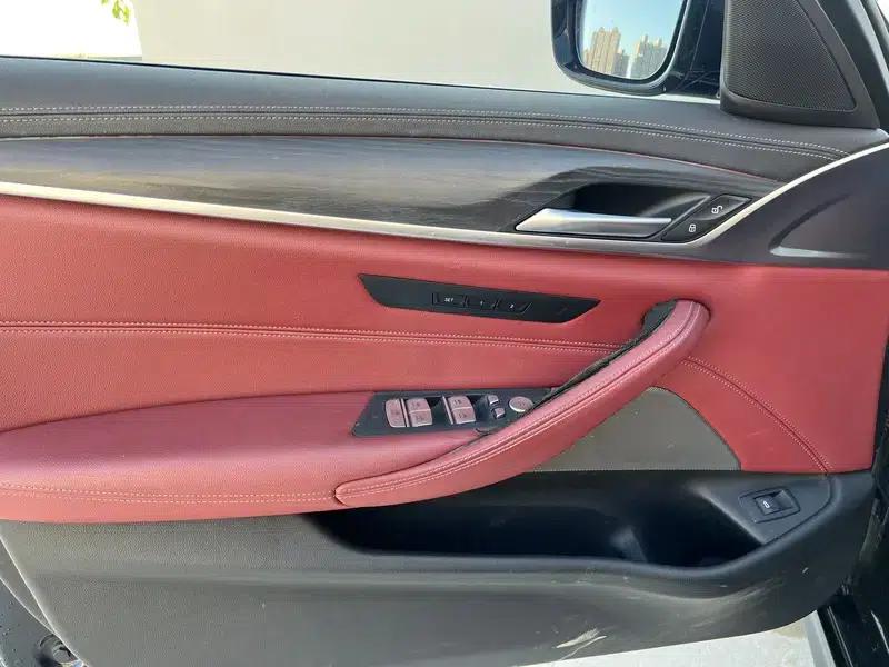 2021 BMW 5 Series Facelift 530Li Leading Edition M Sport Package — миниатюра 9