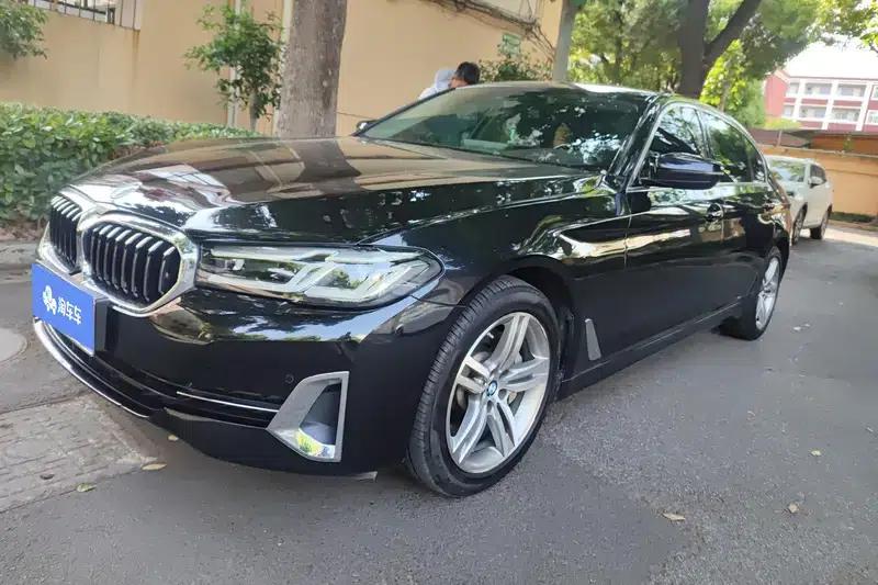 2022 BMW 5 Series 530Li Leading Luxury Package — миниатюра 1