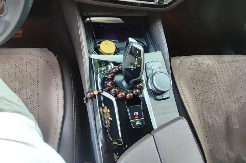 2022 BMW 5 Series 530Li Leading Luxury Package — миниатюра 15