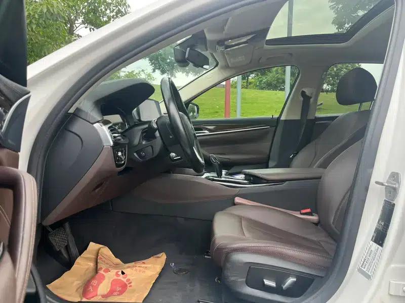 2019 BMW 5 Series Facelift 525Li Luxury Package — миниатюра 19