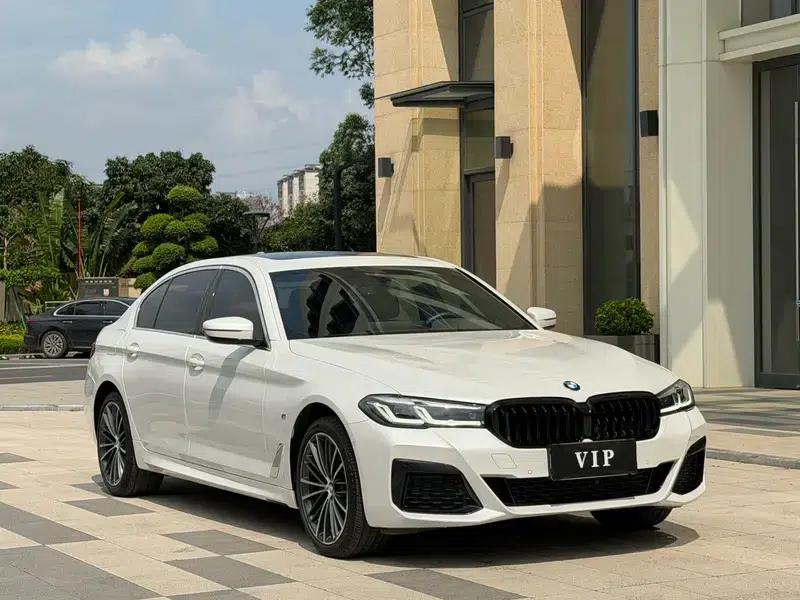 BMW 5 Series 2022 Facelift 530Li Leading Model M Sport Package — миниатюра 3